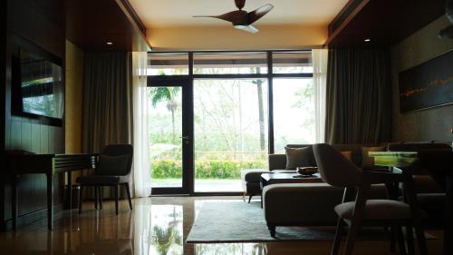 Royal Wayanad 2 Bedroom Suite with Plunge Pool
