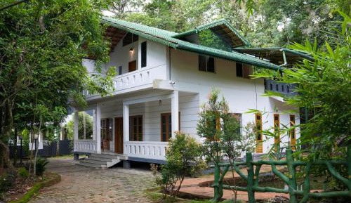 Three-Bedroom Vacation Home 