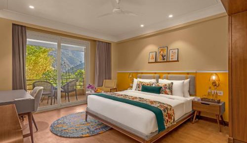 One Bedroom Royal Apartment (Garden Facing)