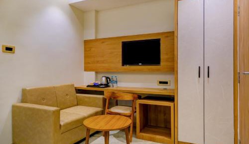 Sapphire Suite
