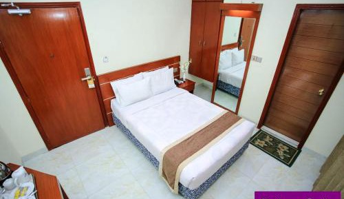 Deluxe Single Room