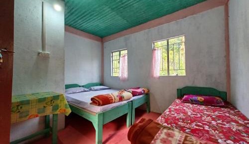 Triple Room with Shared Bathroom