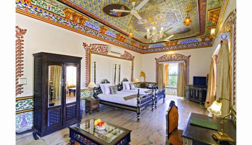 Historical Suite: Complimentary Hi Tea