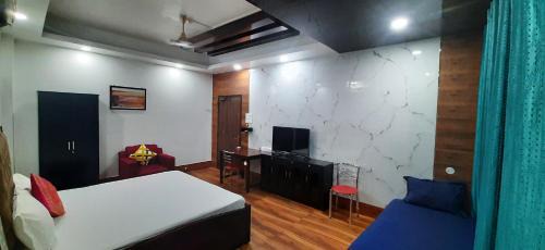 Superior King Suite