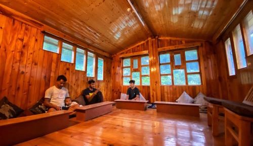 Single Room with Mountain View