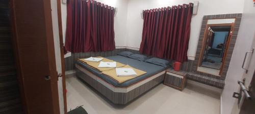 Basic Triple Room