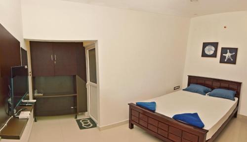 Deluxe Double Room (2 Adults + 1 Child)