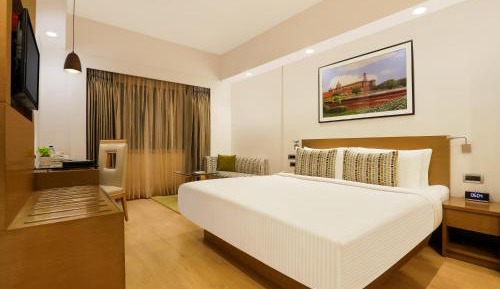 Superior Queen Room (25% off on Two-way Airport Transfer)
