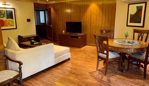 The Walnut Suite