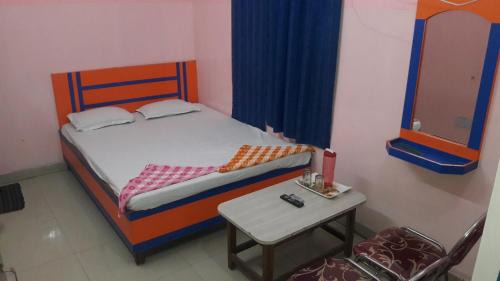 Deluxe Double Room with Fan - Indian nationals only