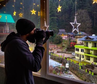 Kasol Hostel | I Love Kasol Hostel & Rooftop Cafe