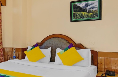 Chhota Shimla Hotel | Itsy By Treebo - Rajat Shimla
