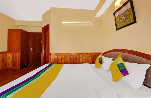 Chhota Shimla Hotel | Itsy By Treebo - Rajat Shimla
