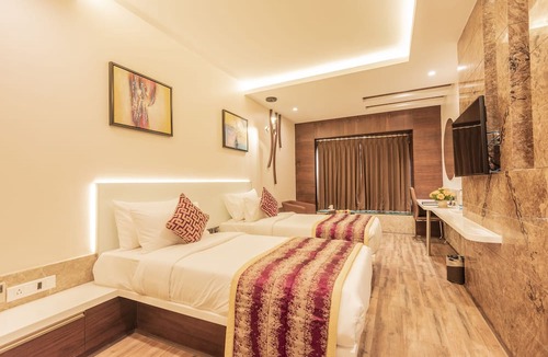 Ram Nagar Hotel | Hotel Park Elanza Coimbatore