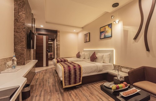 Ram Nagar Hotel | Hotel Park Elanza Coimbatore