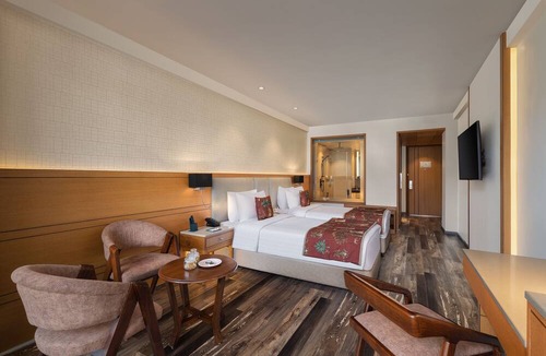 Sidhpur Hotel | Infinitea Centric Dharamshala