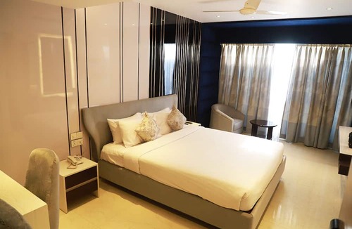 Rajshahi Hotel | Royal Raj Hotel & Condominium