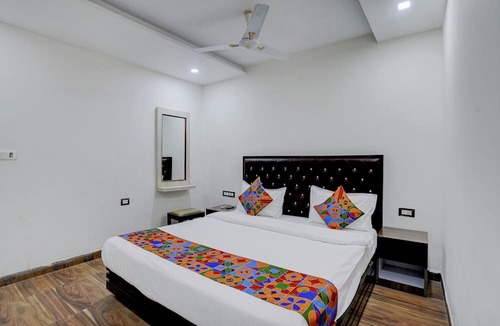 Calangute Hotel | FabHotel The Sky - Nr. Calangute Beach