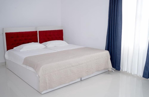 Tiruvalla Hotel | Kailath Safe Stay Tourist Home