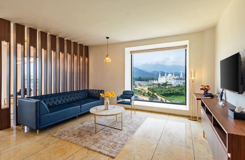 Lakkidi Hotel | Fezinn Hotel
