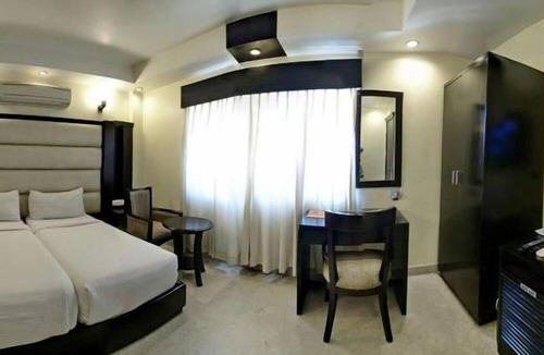 Greater Kailash Hotel | Hotel Meridian Plaza