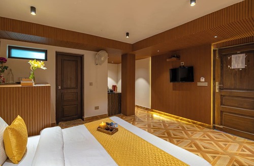 The Mall Road Hotel | The Social Stays Mussoorie