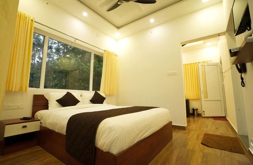 Maraiyur Hotel | Misty Range Resorts, Marayoor