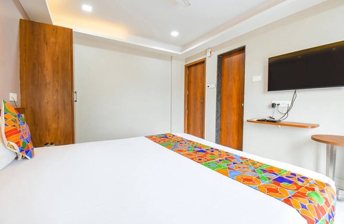 Kondhwa Hotel | Fabhotel Prime Rajmudra