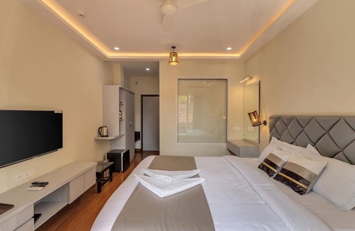 Saunta Vaddo Hotel | La Baga Beach Hotel
