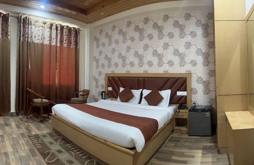 Chail Hotel | Hotel Comfort Inn