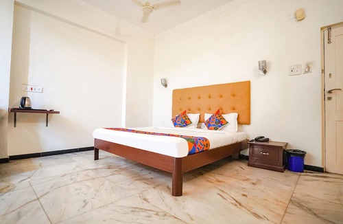 Teynampet Hotel | Fabexpress Planet Grande