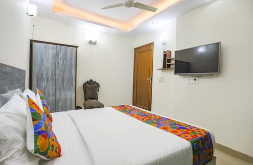 East of Kailash Hotel | Fabexpress Jpm Harshdeep