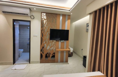 Dhaka Hotel | Hotel Royal Bengal