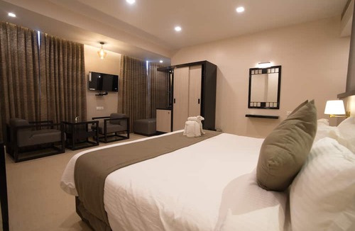 Kumbakonam Hotel | RAS RESIDENCY