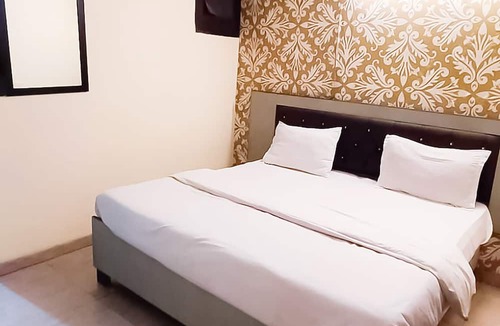Vasant Kunj Hotel | Roomshala 118 Hotel Acclaim 7 sky