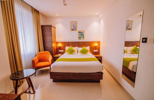 North Paravur Hotel | Hotel Seven Lights