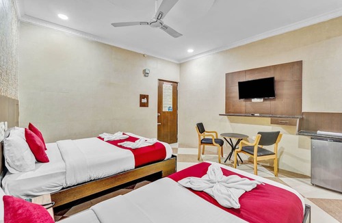 Teynampet Hotel | Season 4 Residences - Teynampet