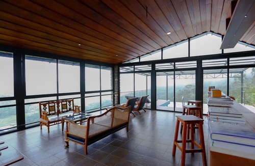 Udumbanchola Hotel | Spice Tree Munnar