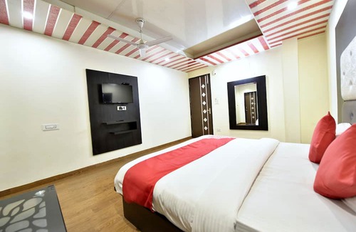 Khajjiar Hotel | Shining Star Resort