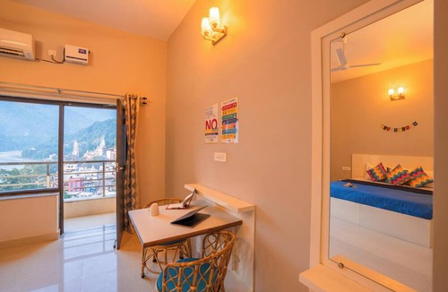 Rishikesh Hostel | goSTOPS Rishikesh, Lakshman Jhula