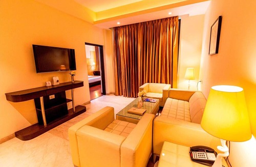 Shahjahanpur Hotel | Ramada by Wyndham Neemrana