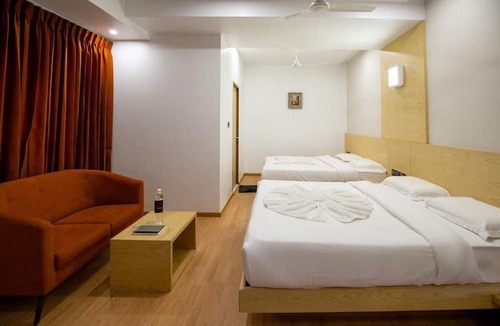 Gopalapuram Hotel | PPH Living Railotel