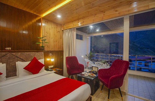 Badrinath Hotel | Amritara The Avadh