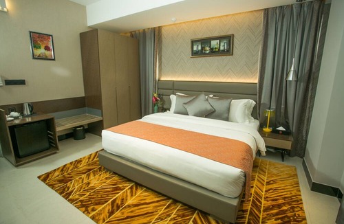 Banani Hotel | Hotel Omni Residency