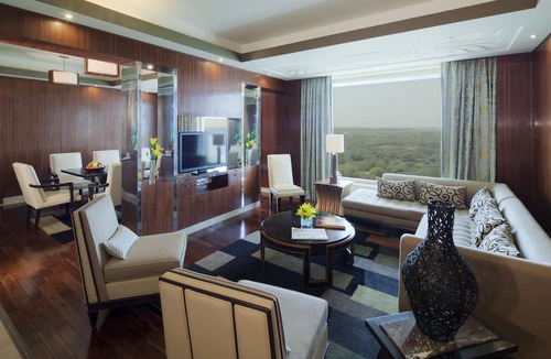 Okhla Phase I Hotel | Crowne Plaza Hotel New Delhi Okhla by IHG