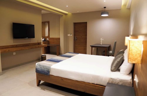 Margao Hotel | Cosmique Clarks Inn Suites , Goa