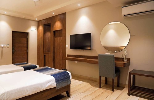 Margao Hotel | Cosmique Clarks Inn Suites , Goa