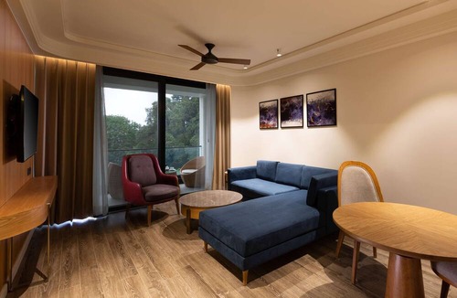 The Mall Road Hotel | The Oasis Mussoorie - a member of Radisson Individuals