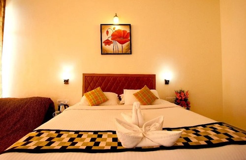 Kannan Devan Hills Hotel | Deshadan Mountain Resort