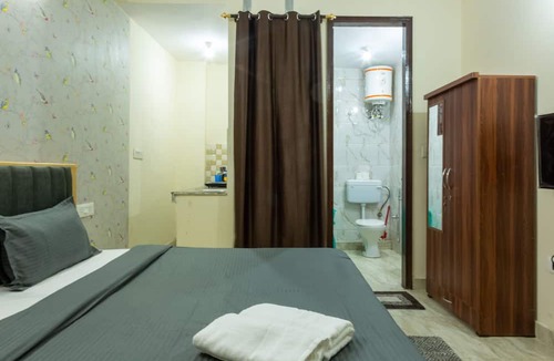 Sainik Farm House | Eat Sleep Wander Studio Apartments